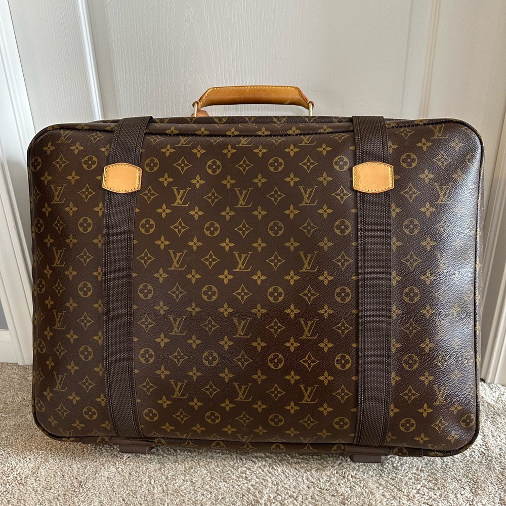Louis Vuitton Monogram Satellite 60 Travel Suitcase with COA - EUC - Picture 2 of 16